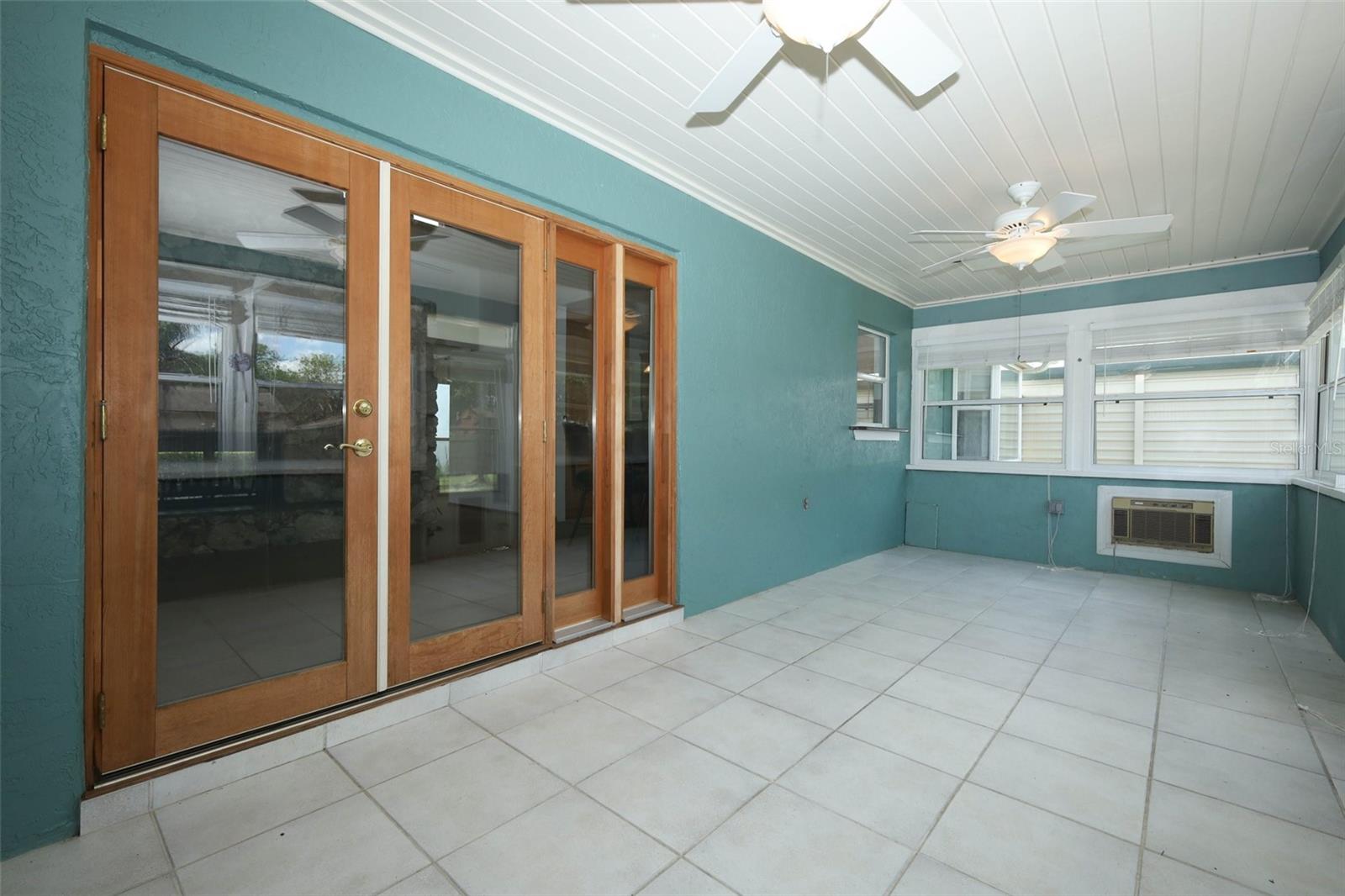 RIO PINAR SOUTH - Residential