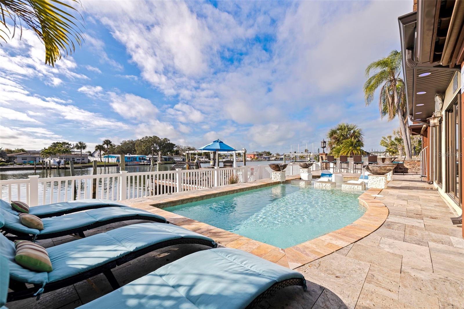 LA HACIENDA 1ST ADD - Residential