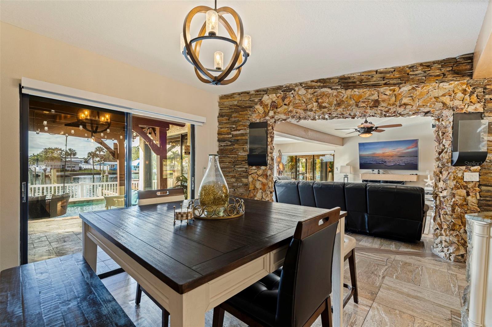 LA HACIENDA 1ST ADD - Residential