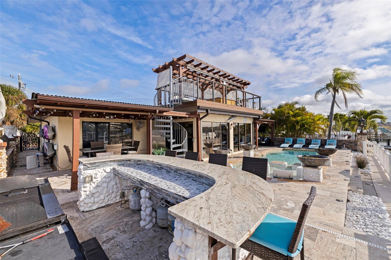 LA HACIENDA 1ST ADD - Residential