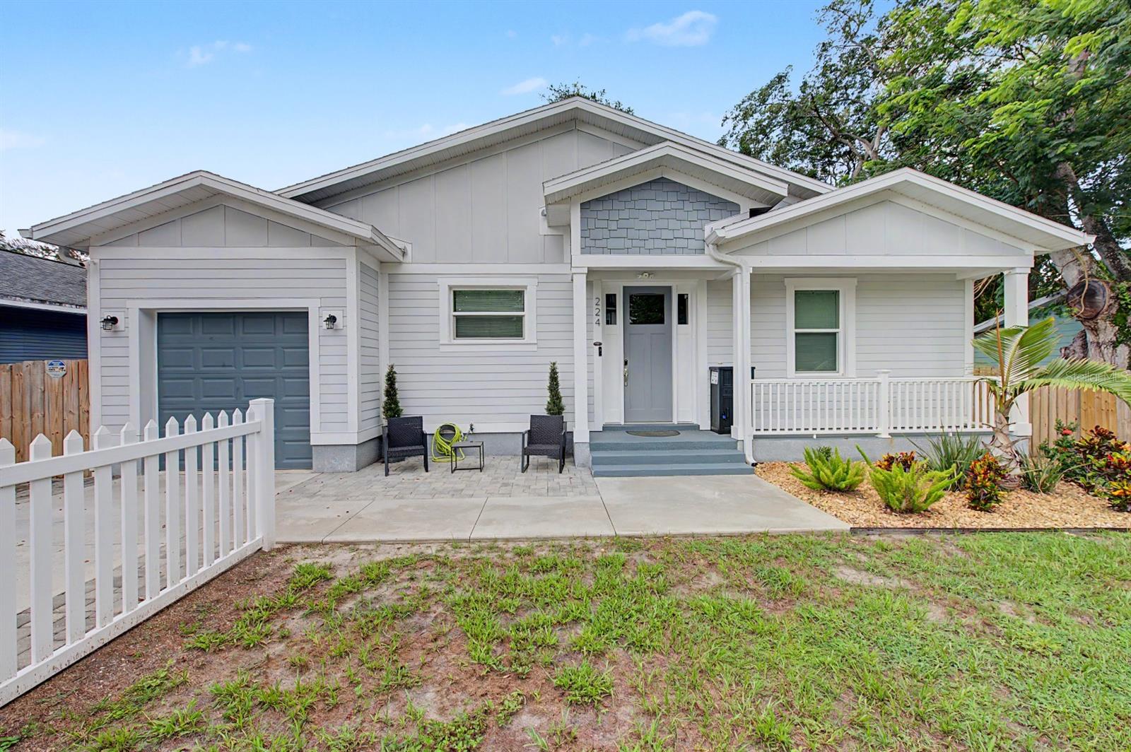 224 W EMILY STREET