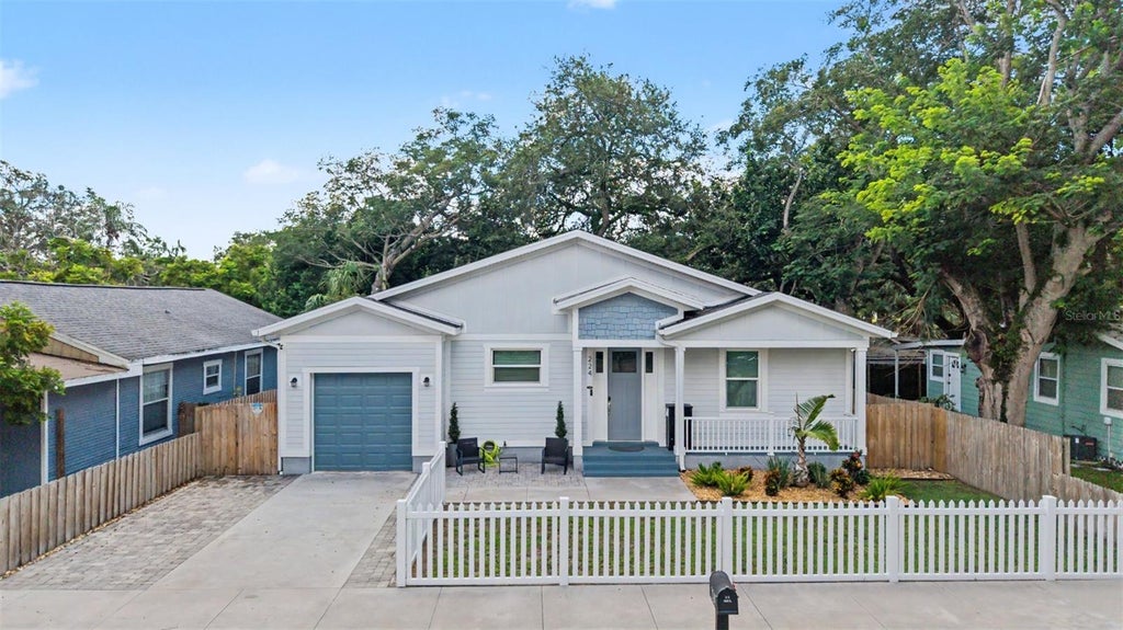Photo of 224 W Emily Street, Tampa, FL 33603 (MLS # TB8545723)