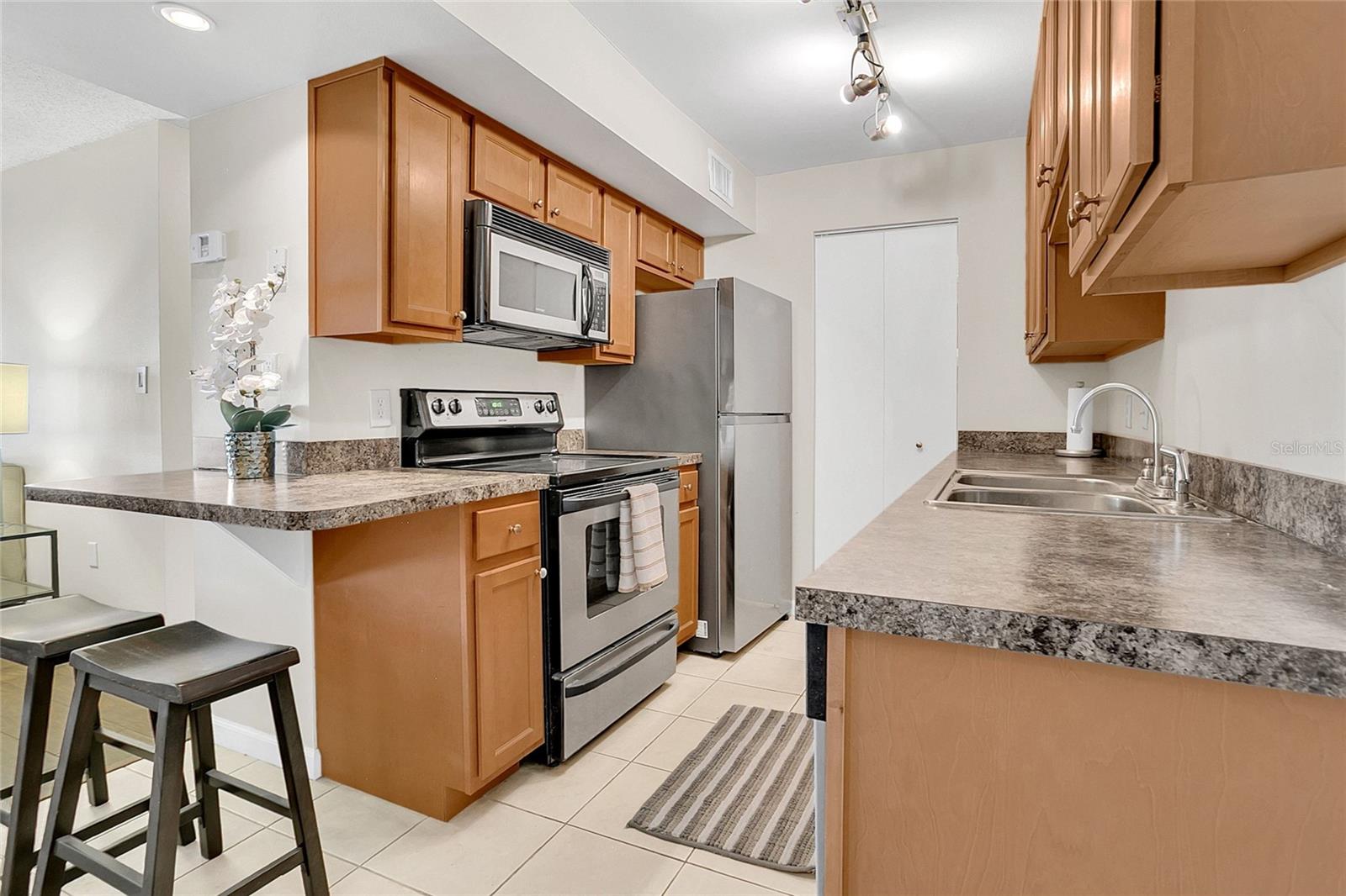 AUDUBON PLACE CITY CONDO - Residential