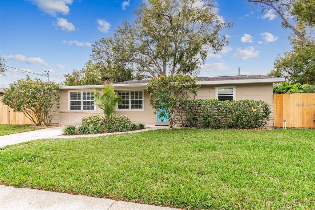 Photo of 4704 W Bay Avenue, Tampa, FL 33616 (MLS # TB8560995)