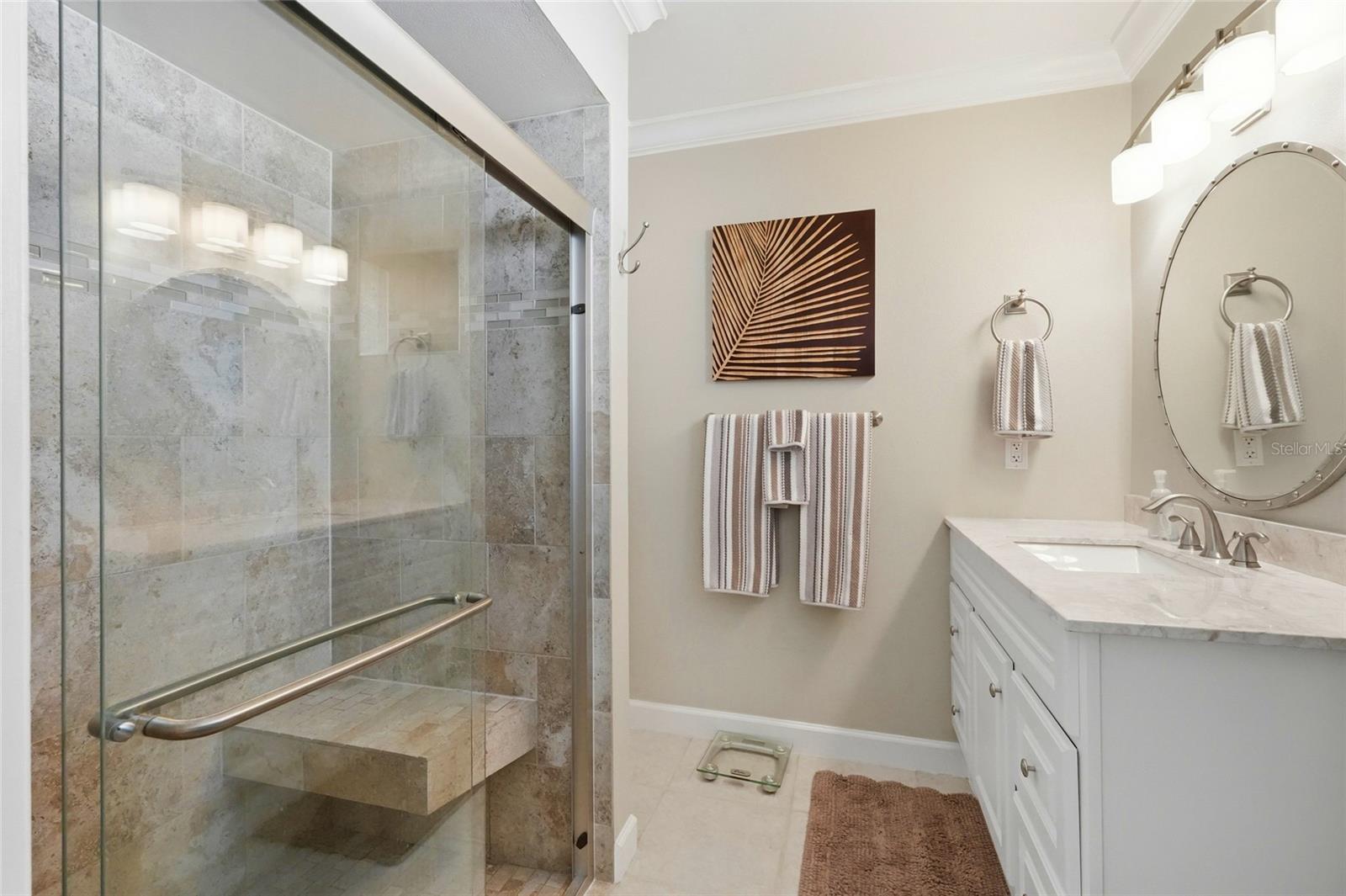 GLEN OAKS RIDGE VILLAS 1 - Residential