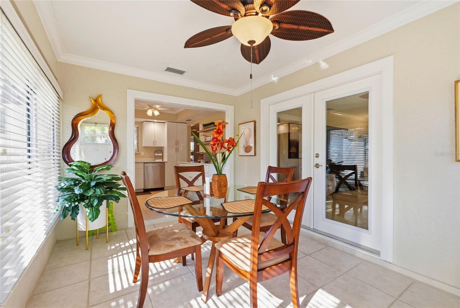 GLEN OAKS RIDGE VILLAS 1 - Residential