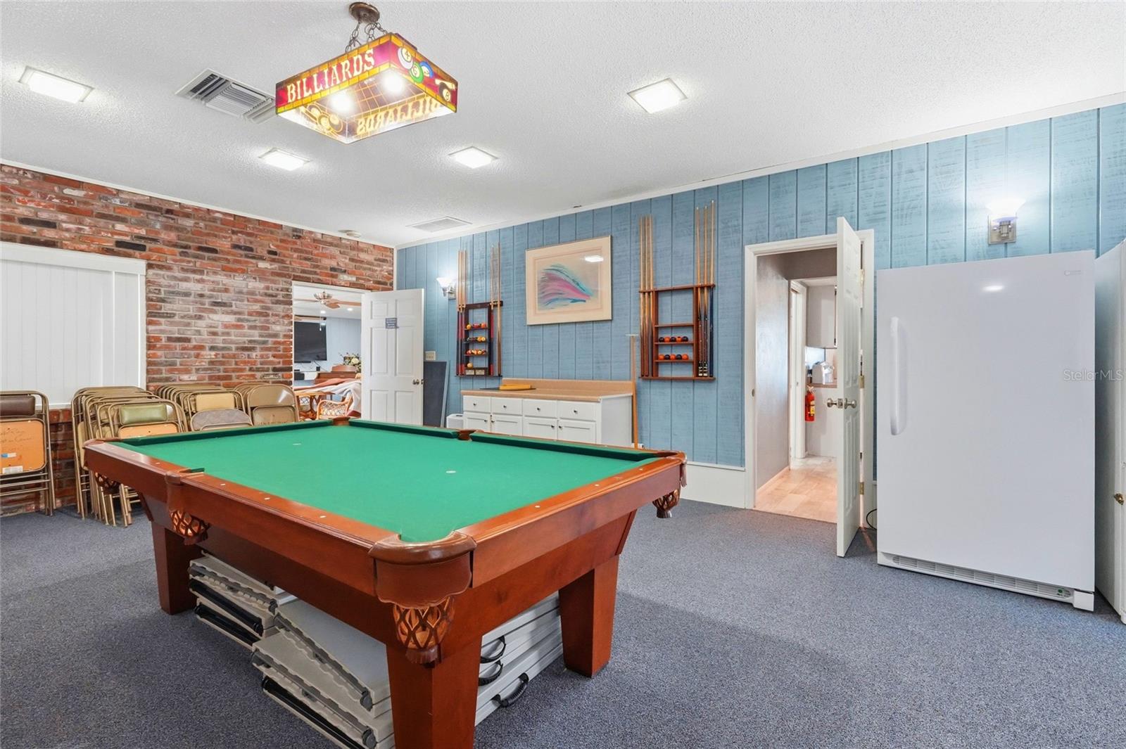 GLEN OAKS RIDGE VILLAS 1 - Residential