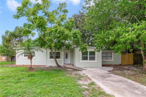 147 COUNTRY CLUB DRIVE SANFORD FL 32771