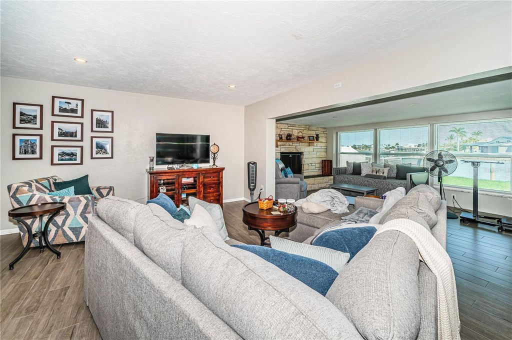 Photo of 7927 11th Avenue S, St Petersburg, FL 33707 (MLS # TB8489495)