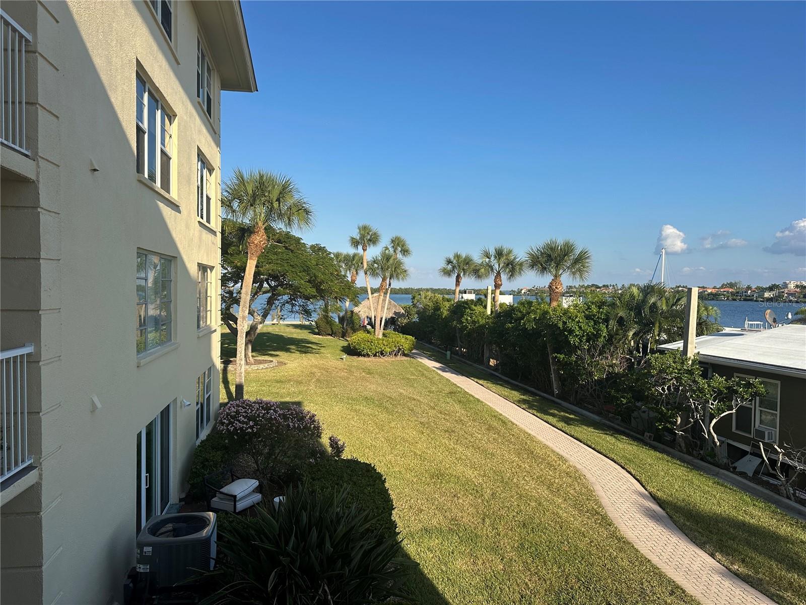 BEACH HARBOR CLUB - Residential Lease