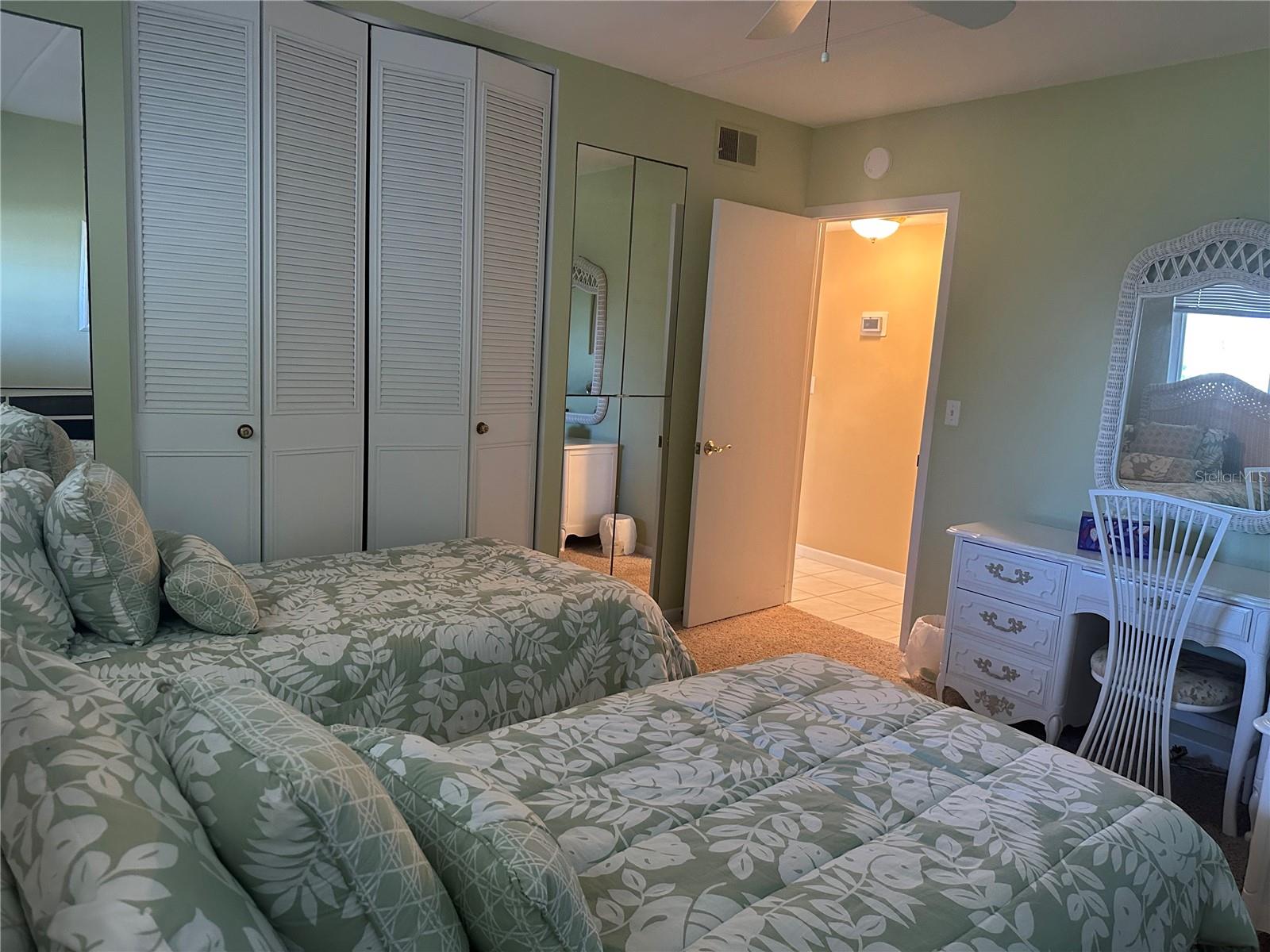 BEACH HARBOR CLUB - Residential Lease