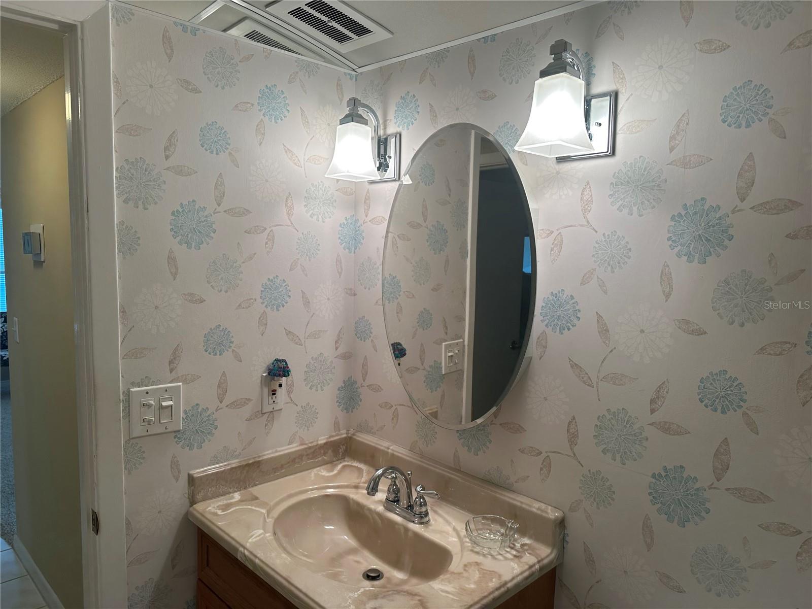 BEACH HARBOR CLUB - Residential Lease