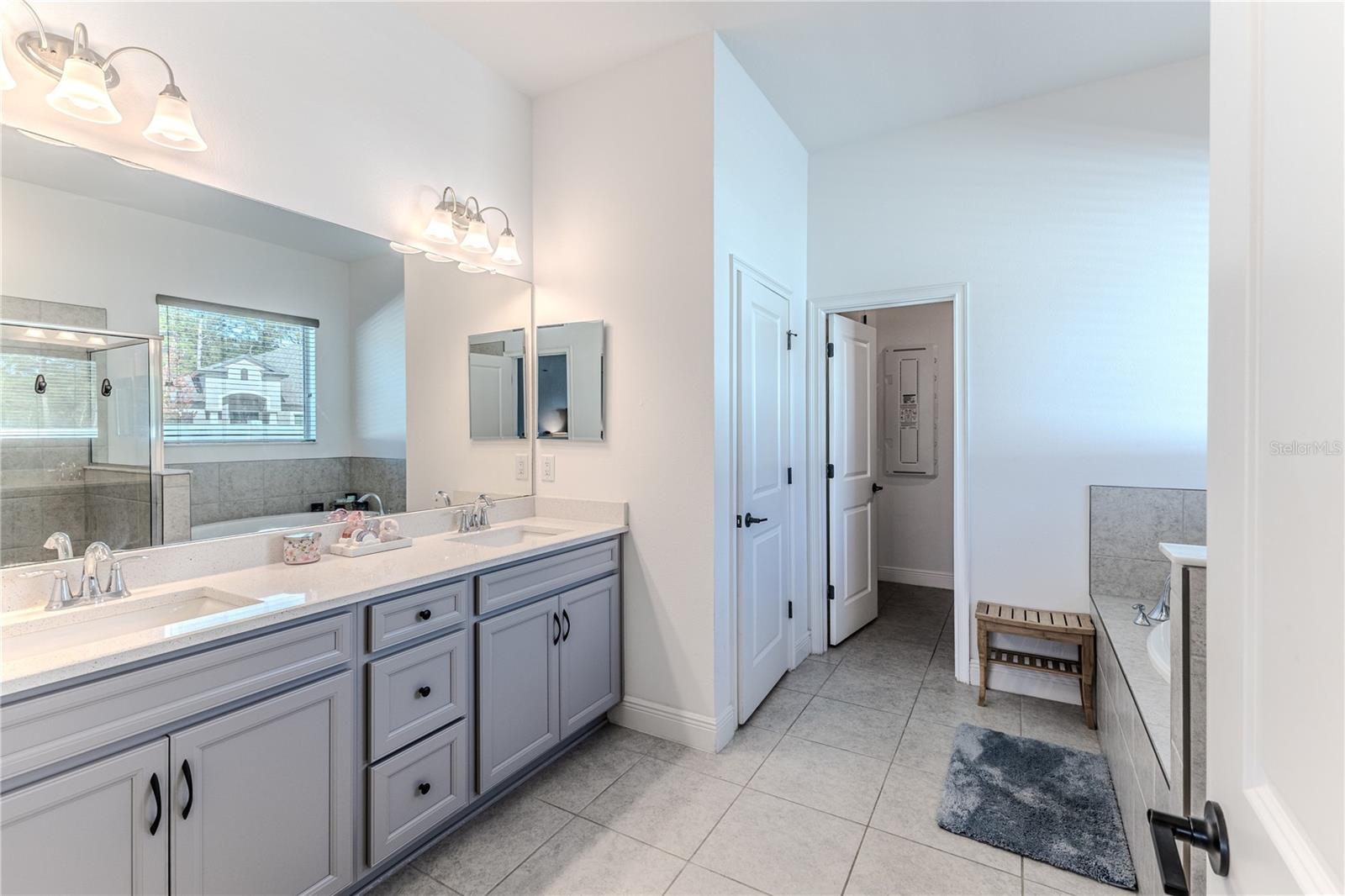 WHITING ESTATES - Residential