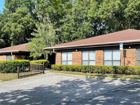 Tiny photo for 10252 SE Us Highway 441, Belleview, FL 34420 (MLS # OM642441)