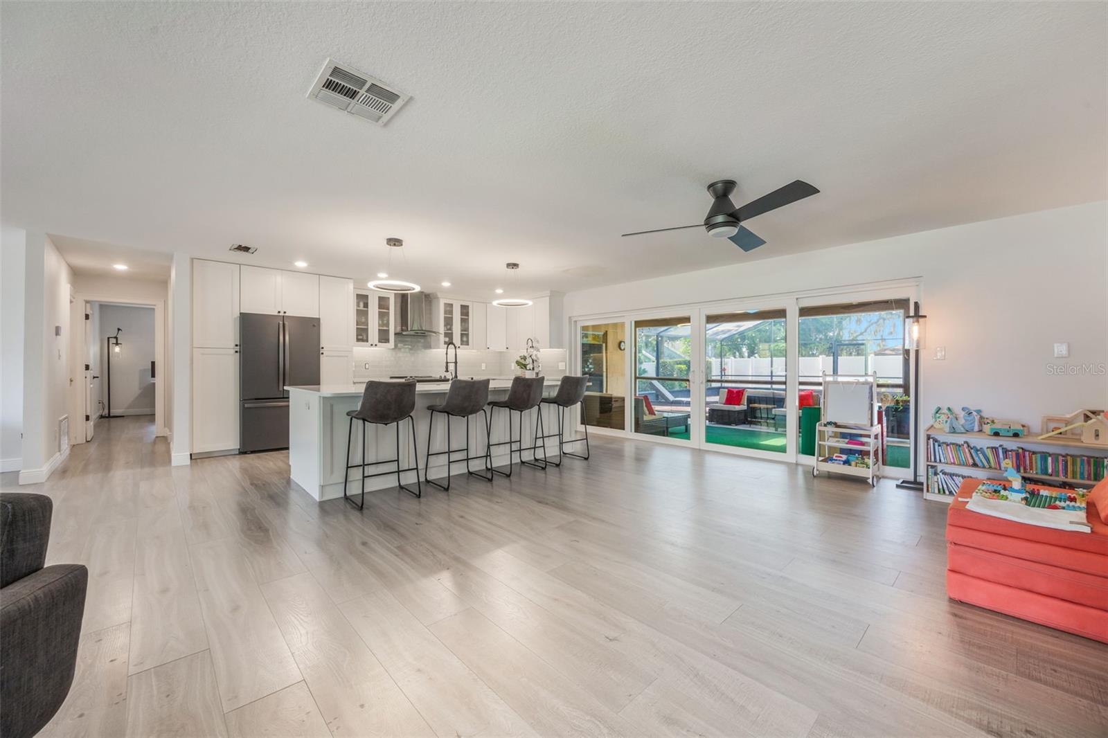 7852 BROKEN ARROW TRAIL