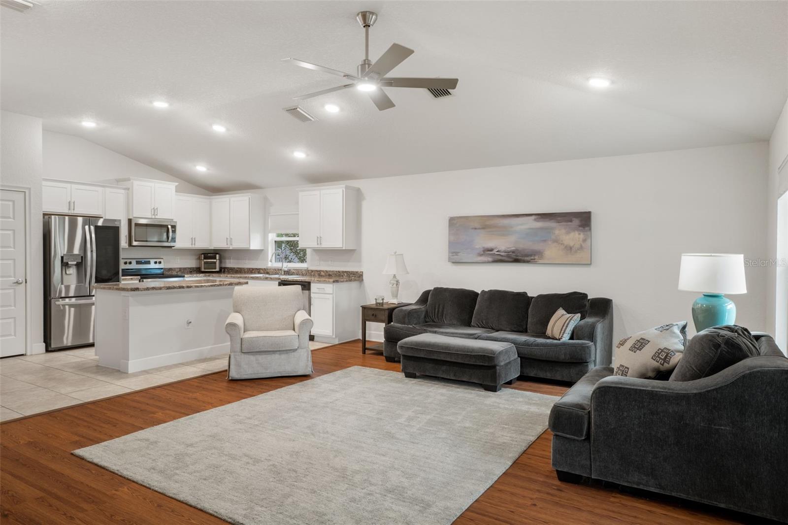 HIGH RDG VILLAGE - Residential