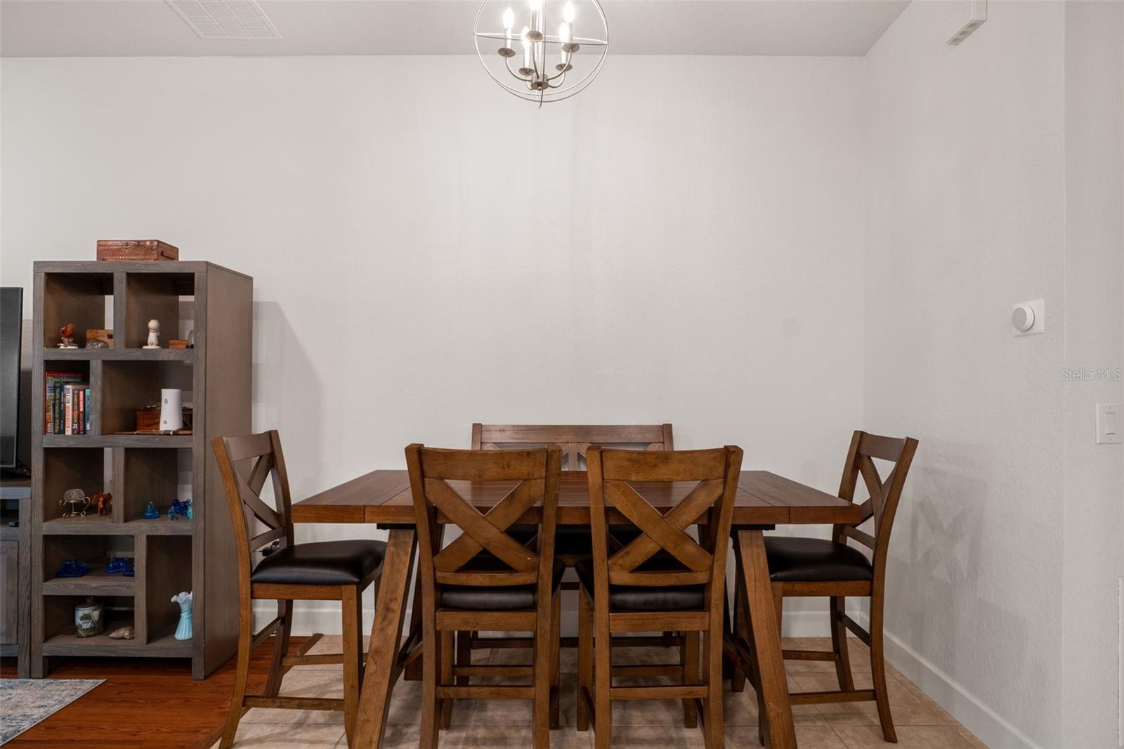 HIGH RDG VILLAGE - Residential