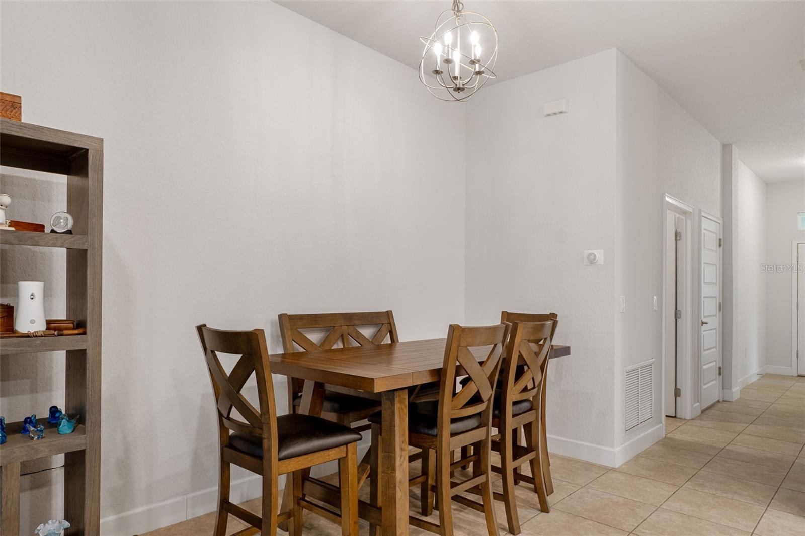 HIGH RDG VILLAGE - Residential