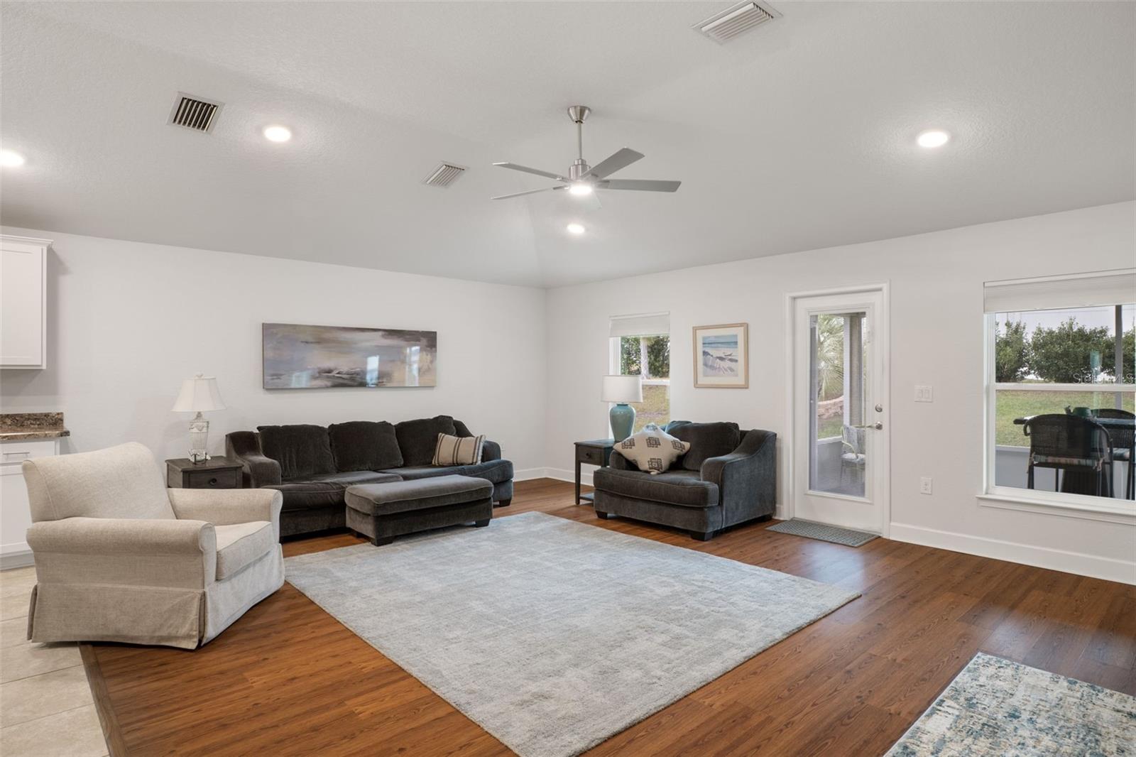 HIGH RDG VILLAGE - Residential