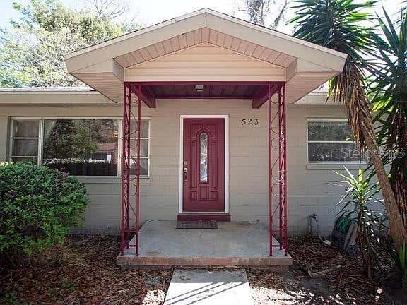 Photo of 523 SE 31st Avenue, Ocala, FL 34471 (MLS # OM725826)