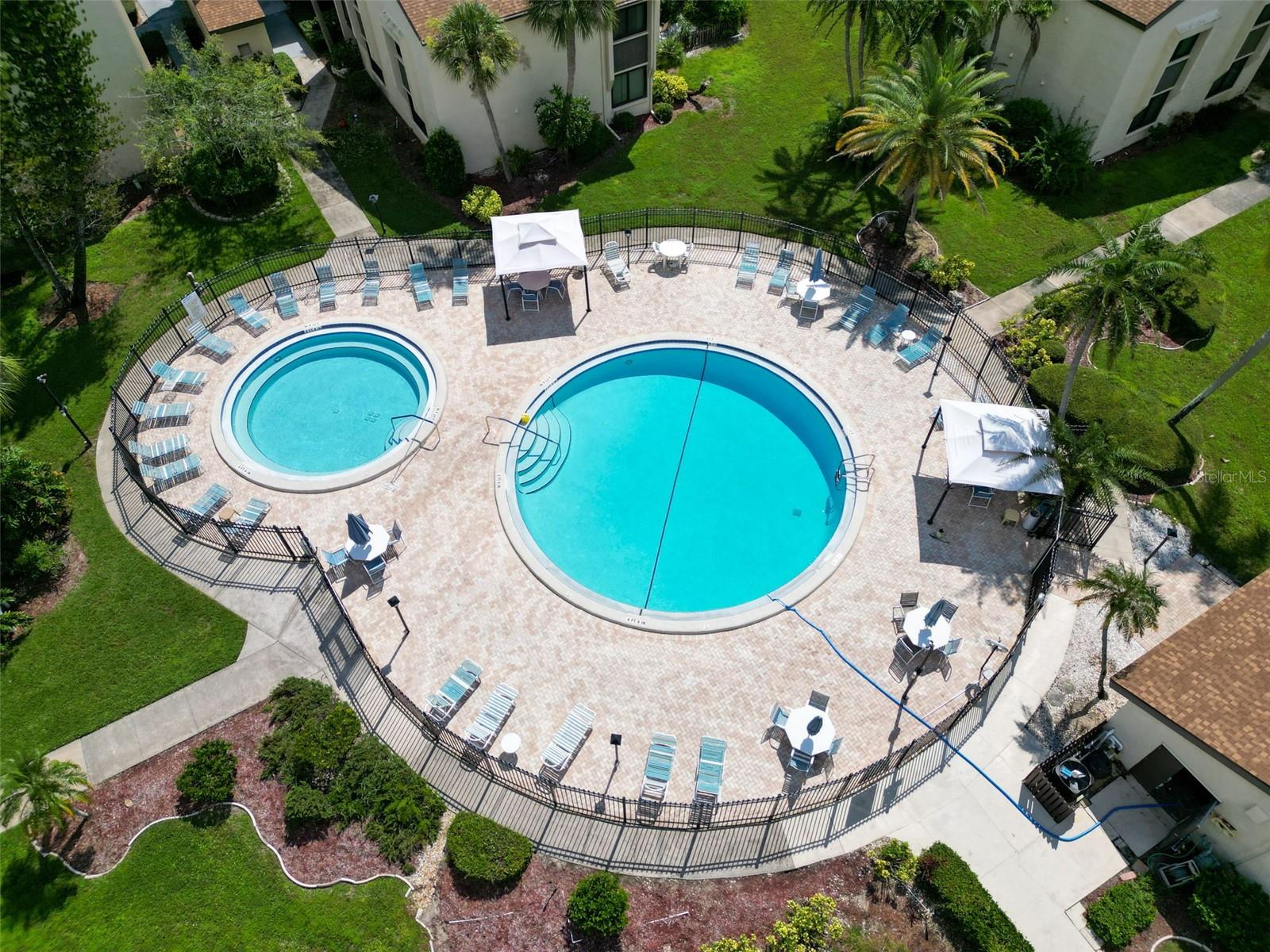 CHATEAU BELLEAIR CONDO - Residential