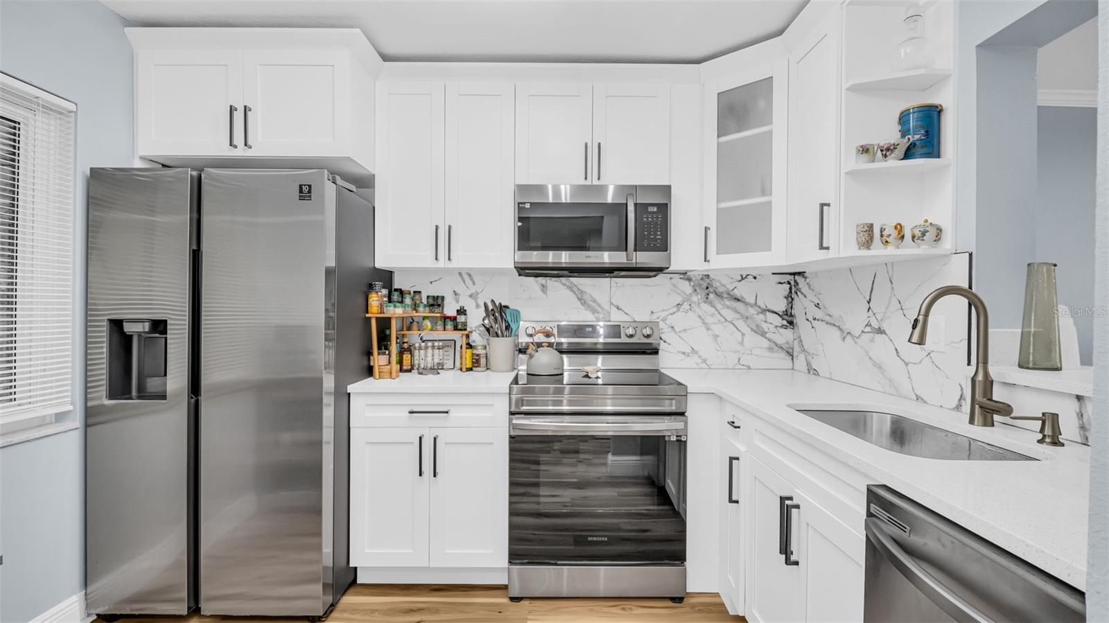 CHATEAU BELLEAIR CONDO - Residential