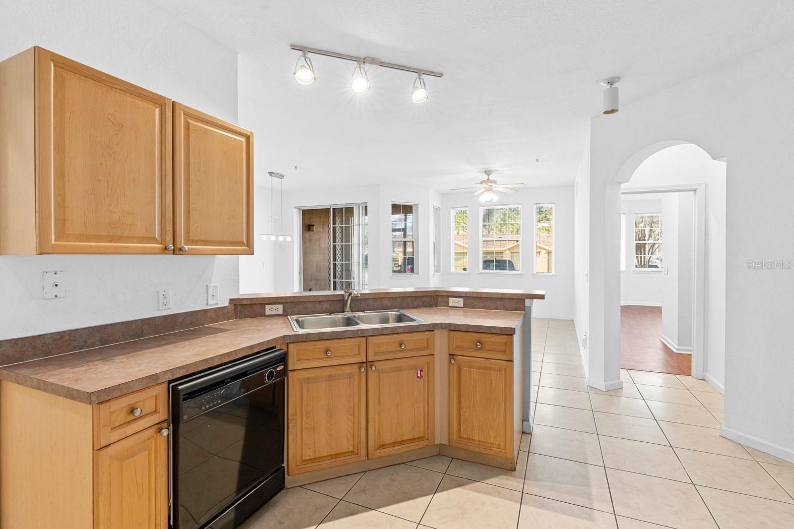 TERRACE RIDGE AT TOWN CENTER EAST CONDO - Residential