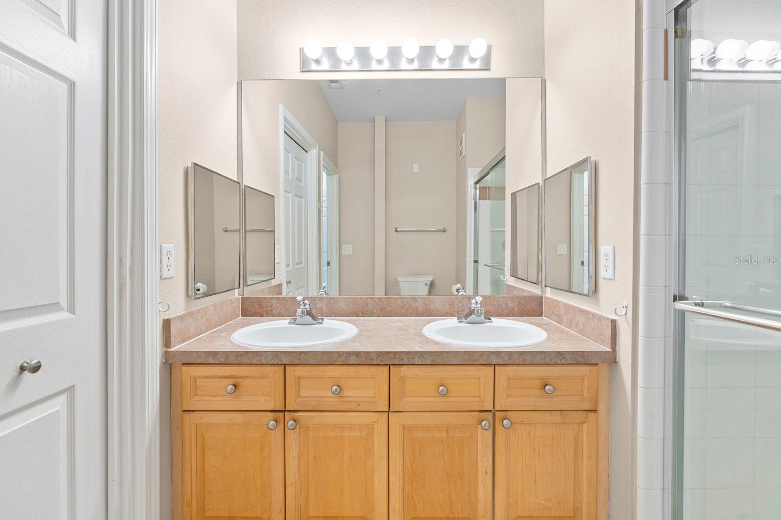 TERRACE RIDGE AT TOWN CENTER EAST CONDO - Residential