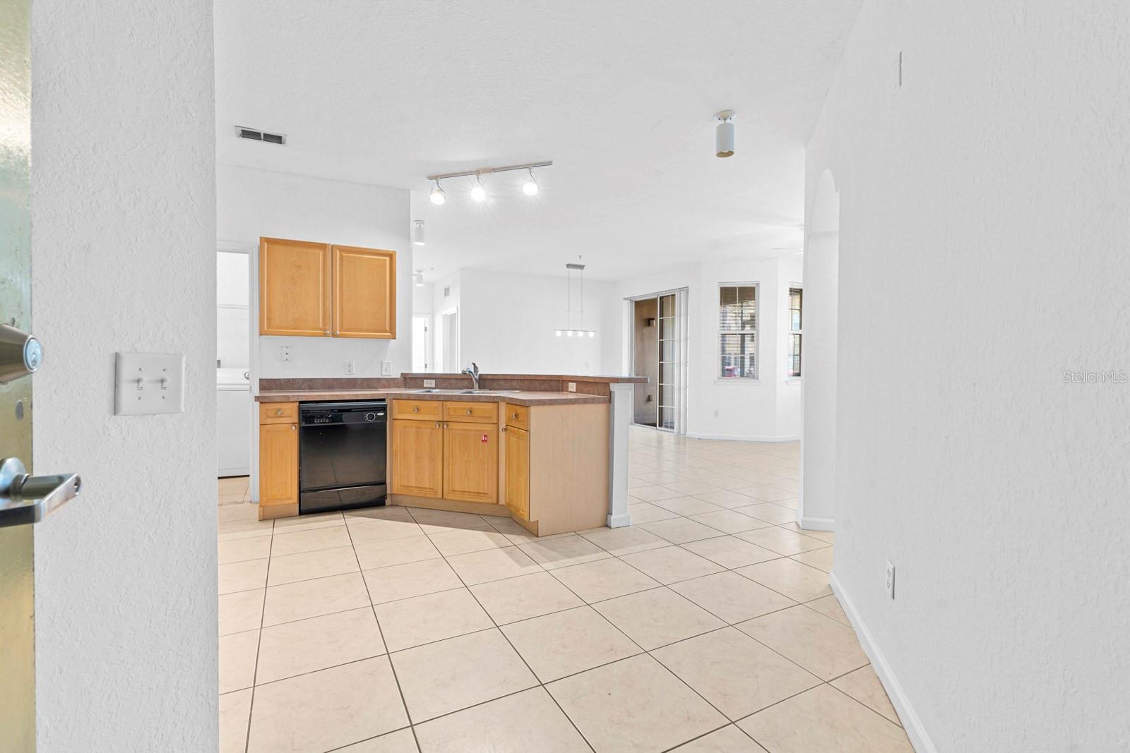 TERRACE RIDGE AT TOWN CENTER EAST CONDO - Residential