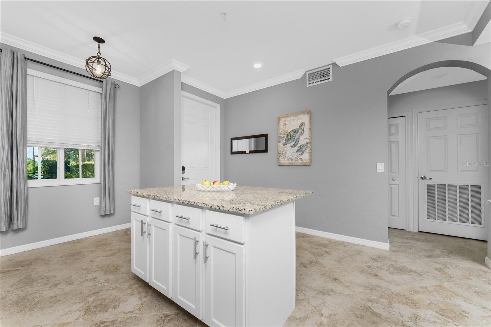 14091 HERITAGE LANDING BOULEVARD 115