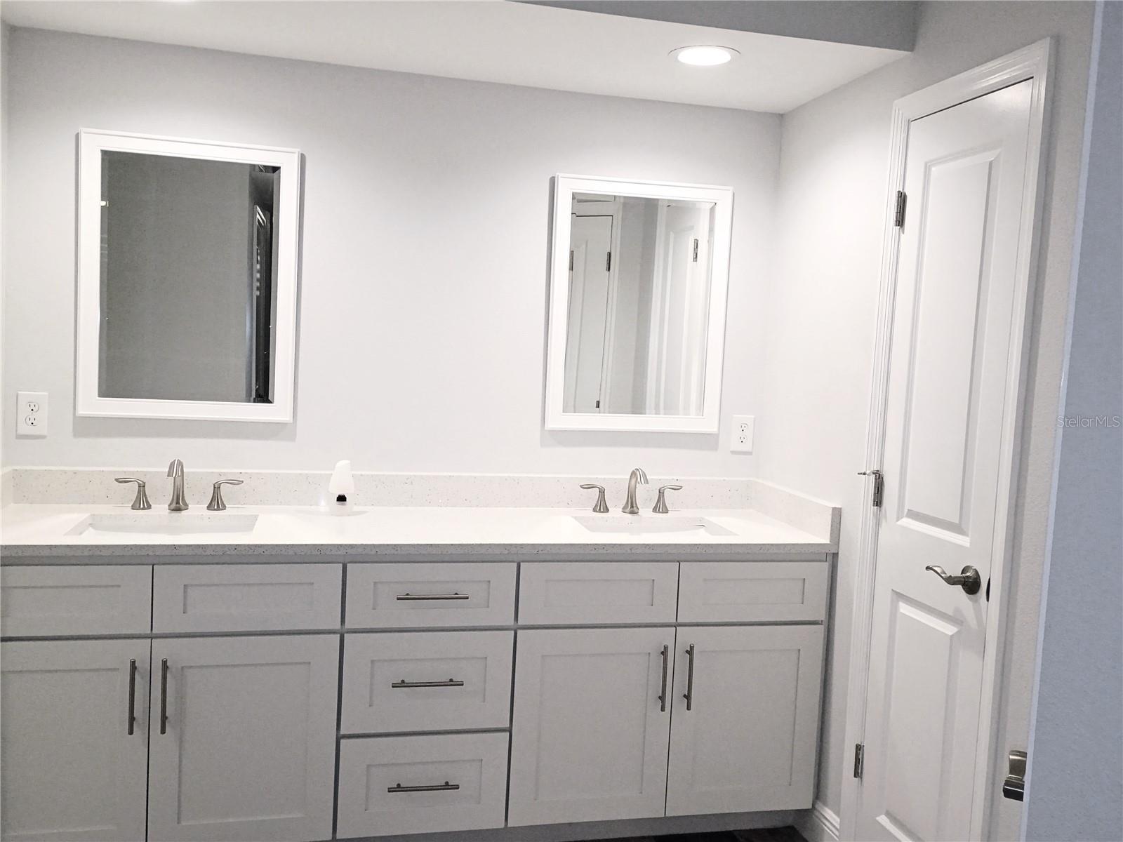 GOLF LAKE CONDO 8 AT EAST BAY - Residential