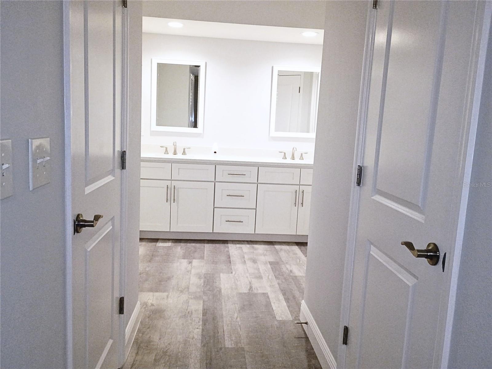 GOLF LAKE CONDO 8 AT EAST BAY - Residential