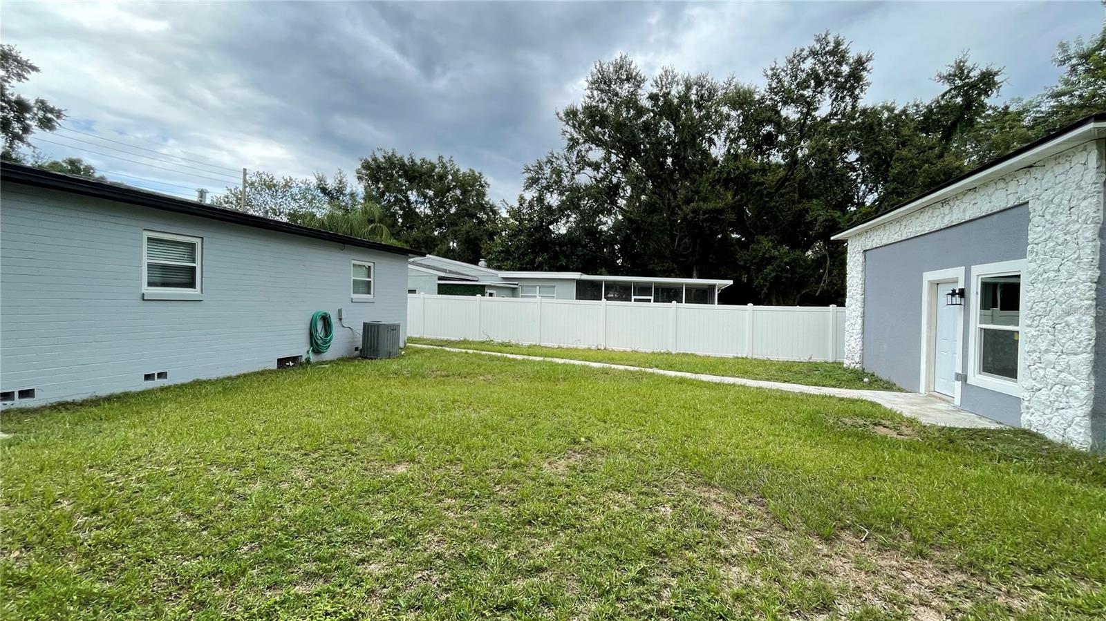 ARDMORE MANOR - Residential Income