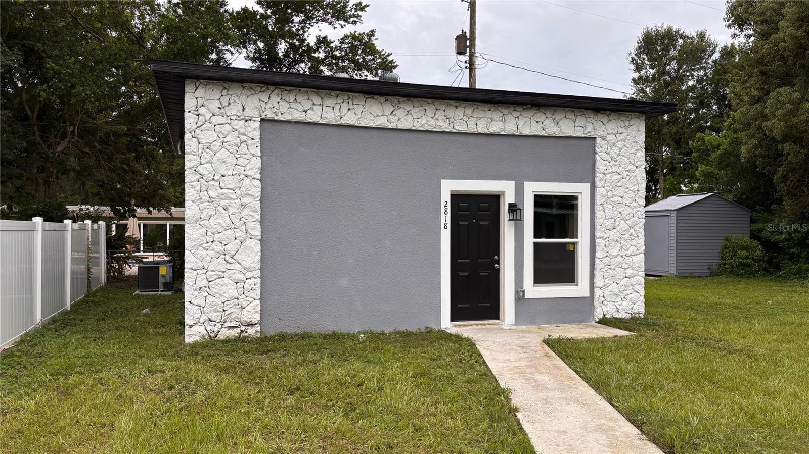 ARDMORE MANOR - Residential Income