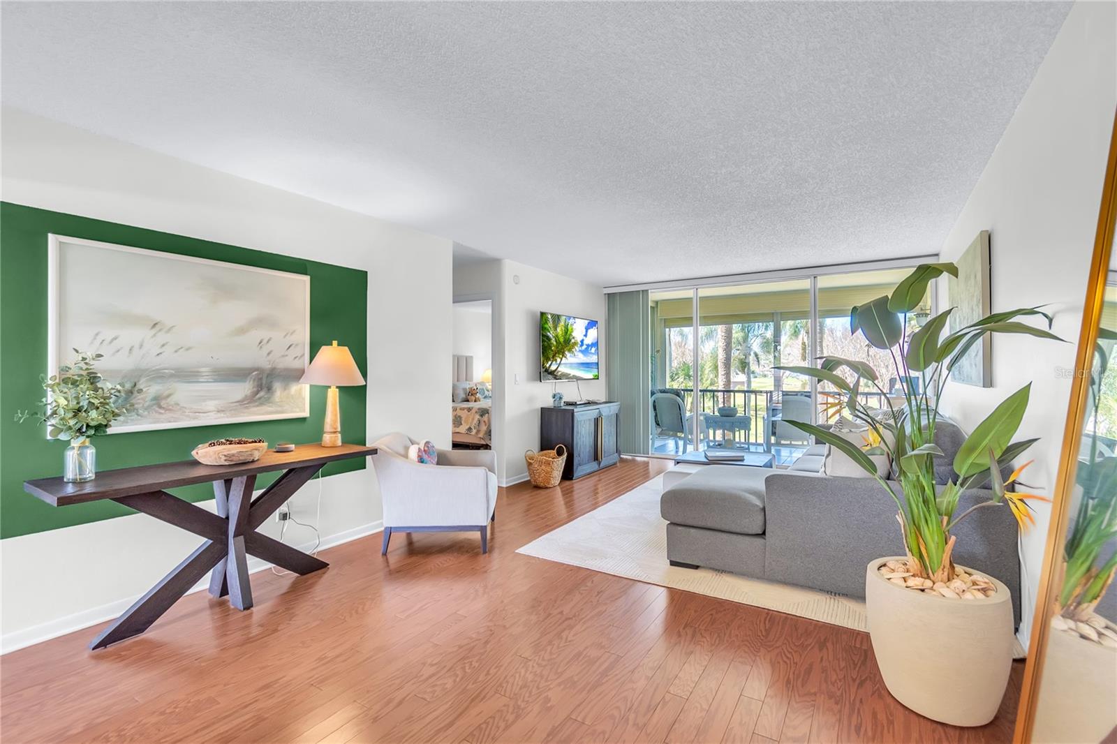 VILLAS CAPRI CONDO - Residential