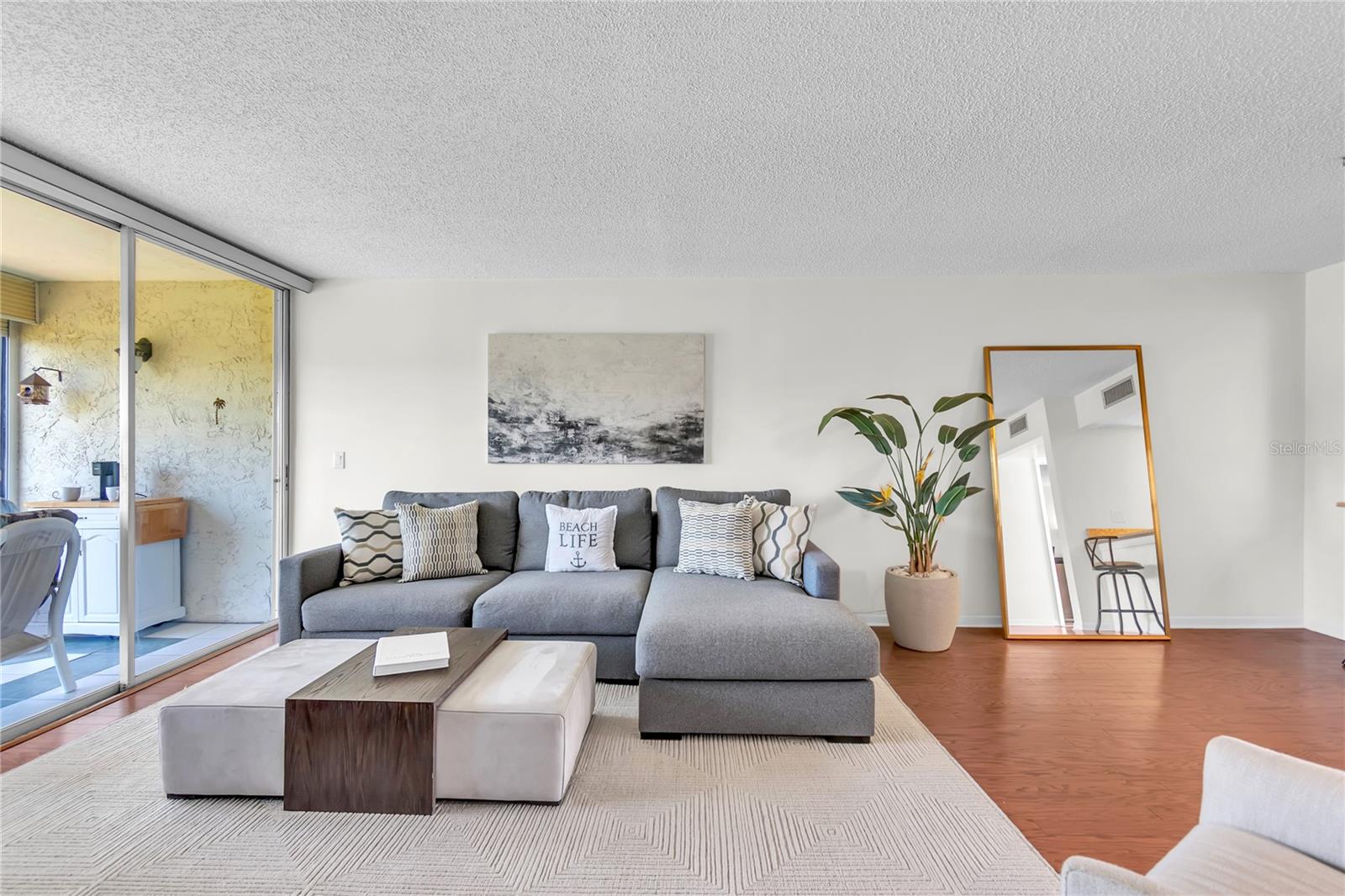 VILLAS CAPRI CONDO - Residential