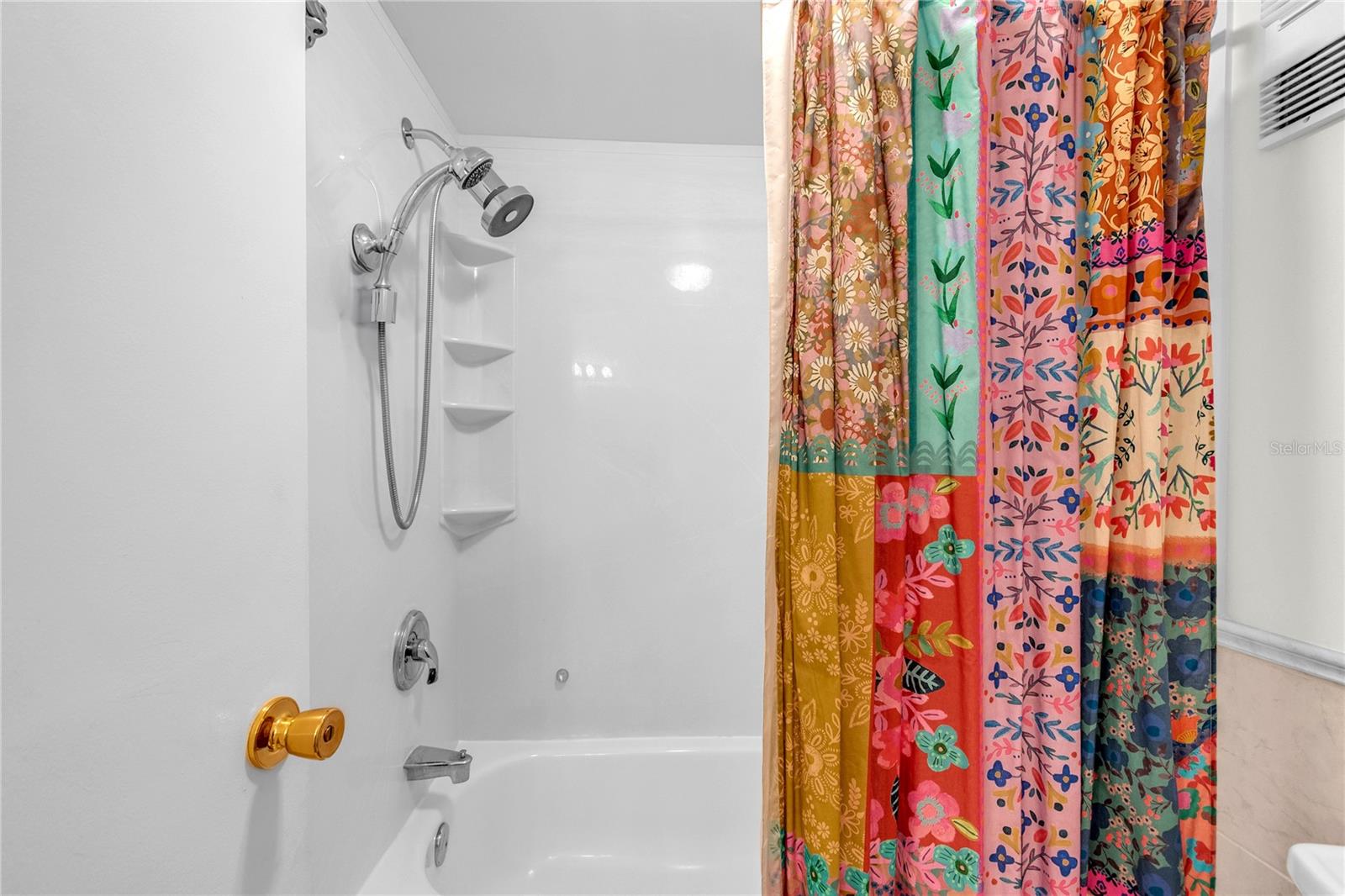 VILLAS CAPRI CONDO - Residential