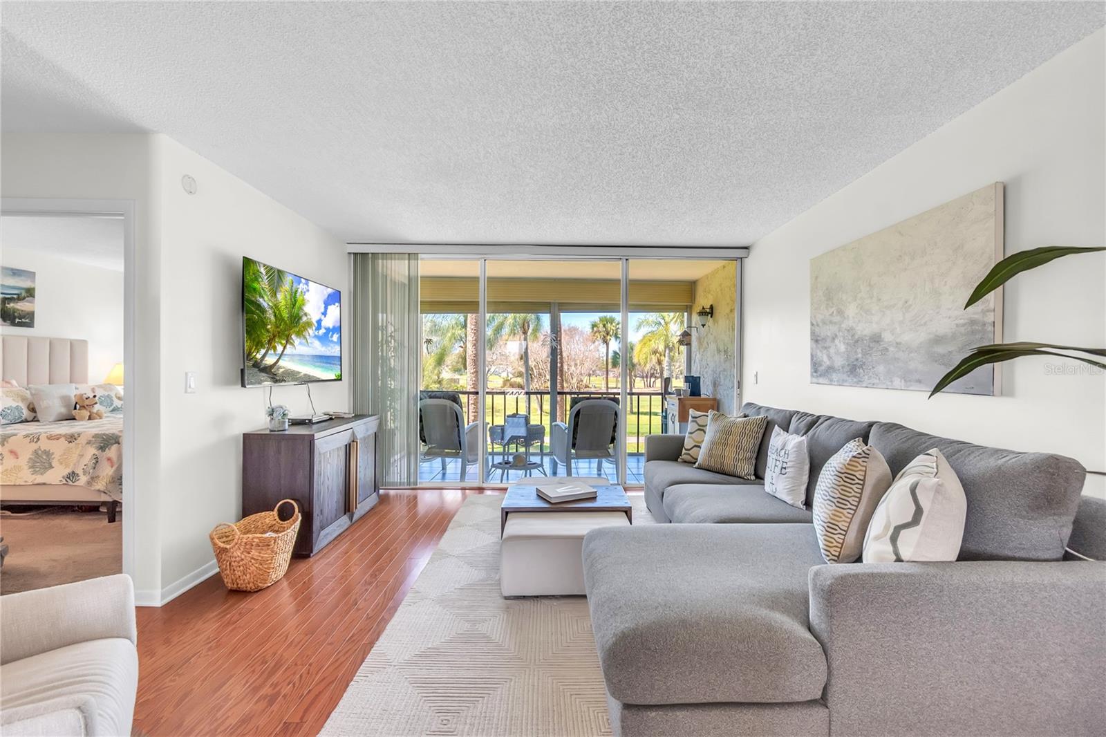 VILLAS CAPRI CONDO - Residential