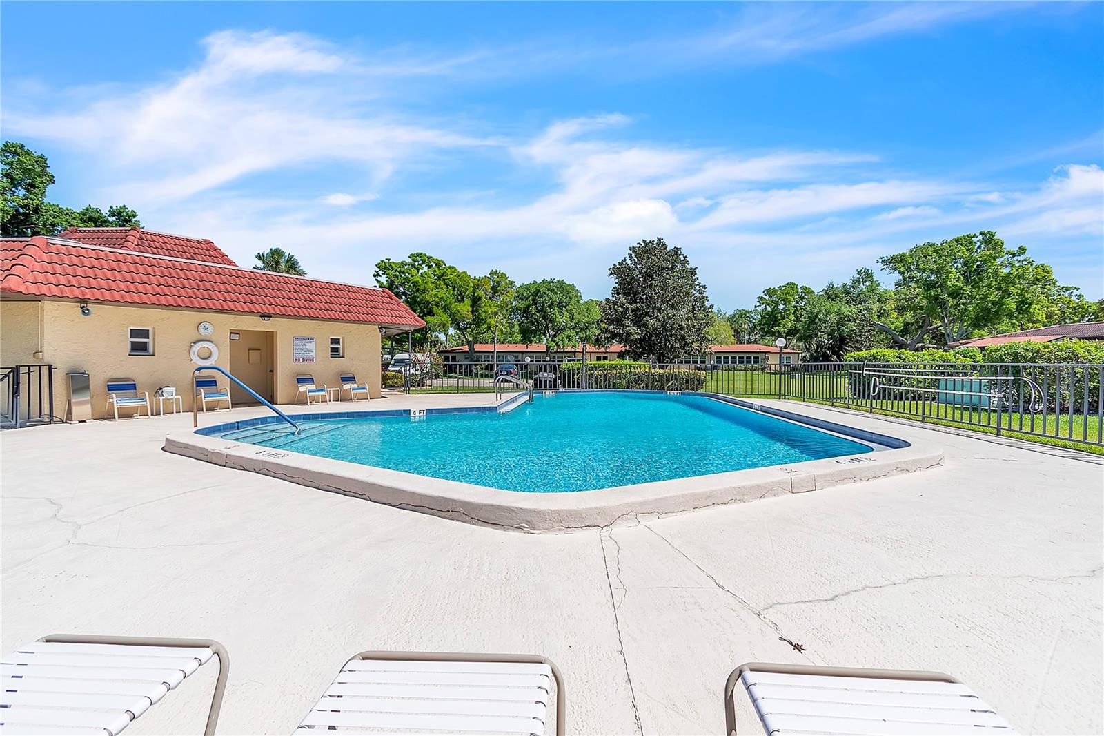 VILLAS CAPRI CONDO - Residential