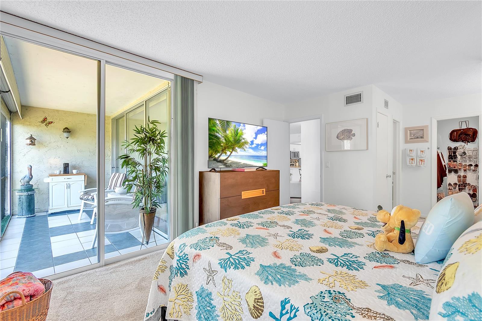 VILLAS CAPRI CONDO - Residential