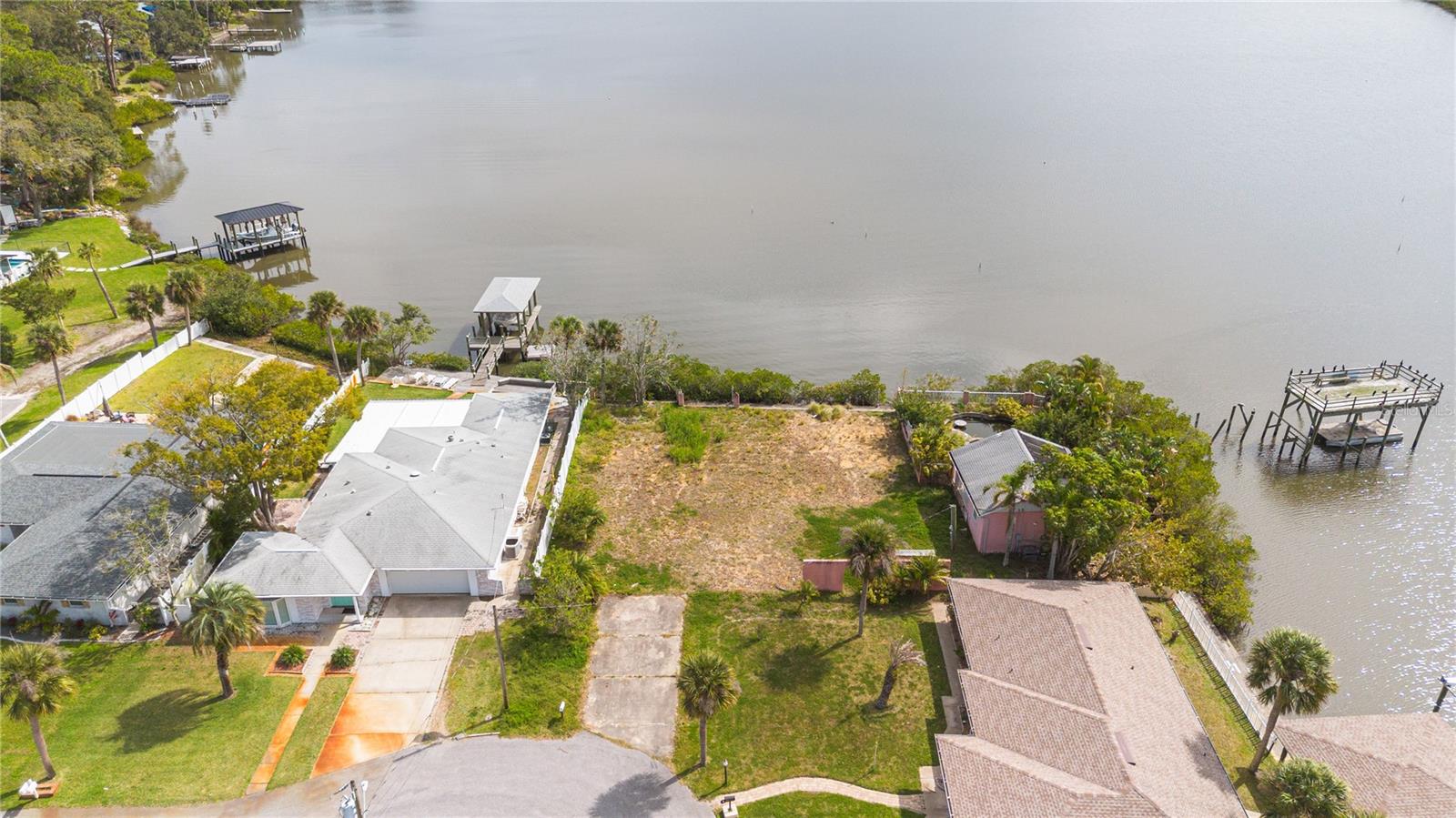 BAYWOOD REP 02 - Land