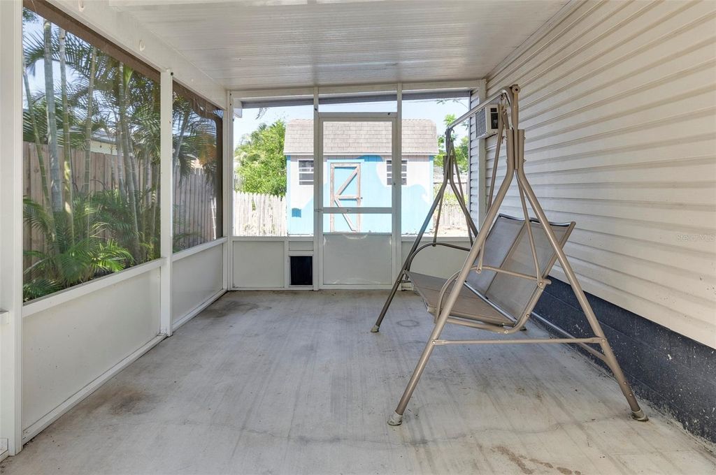 Photo of 907 Hull Street S, Gulfport, FL 33707 (MLS # TB8433684)