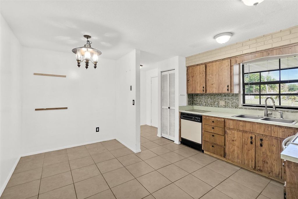 Photo of 977 Whiporwill Drive, Port Orange, FL 32127 (MLS # V4948312)