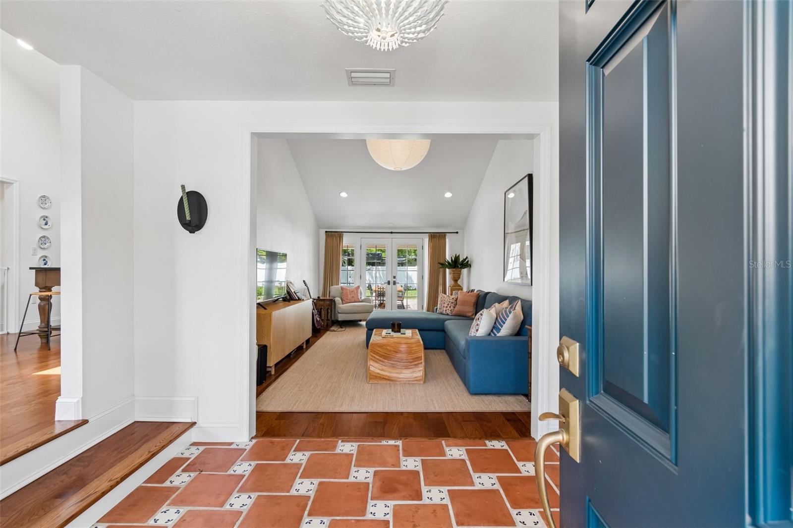 RIVERSIDE NORTH - Residential