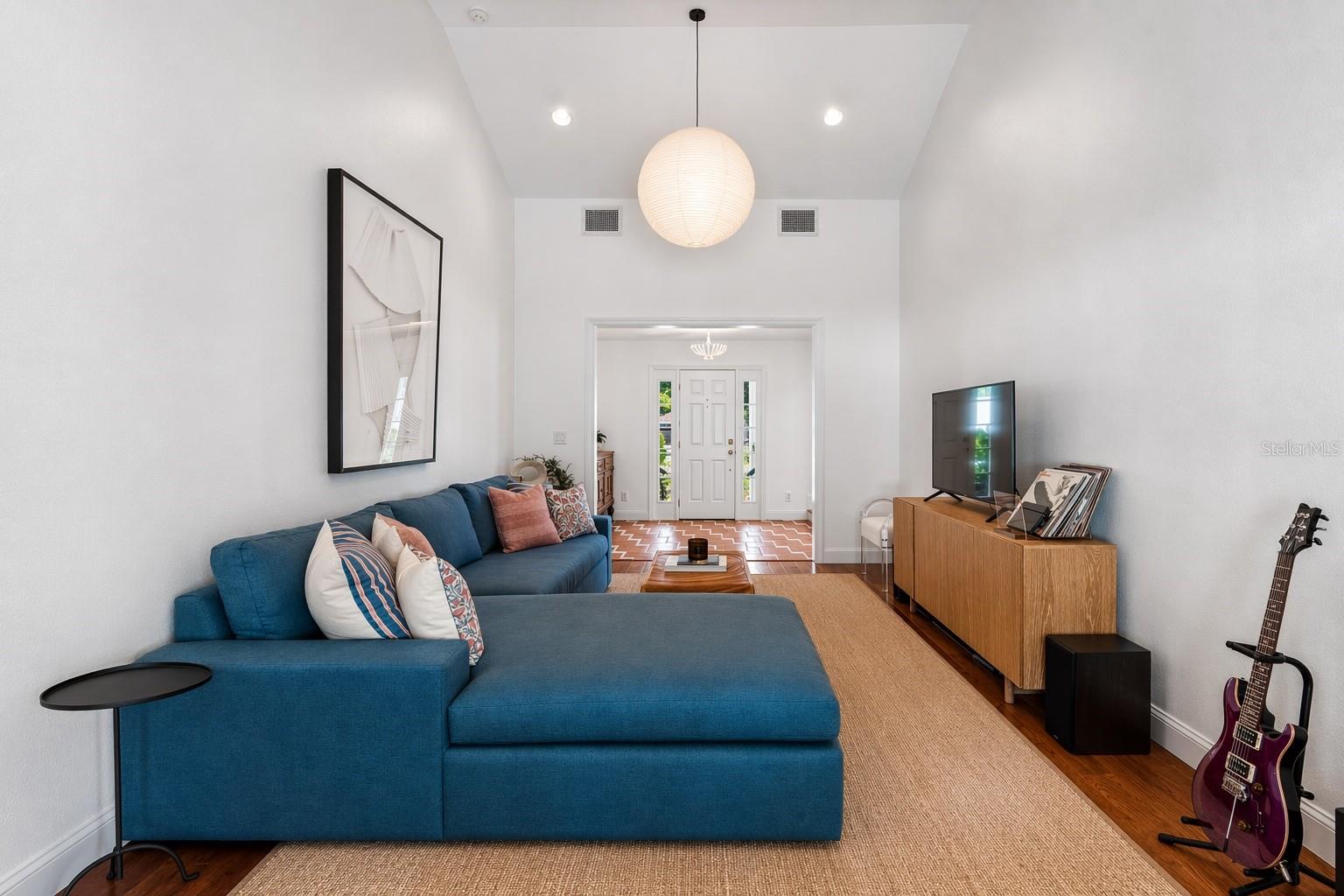 RIVERSIDE NORTH - Residential