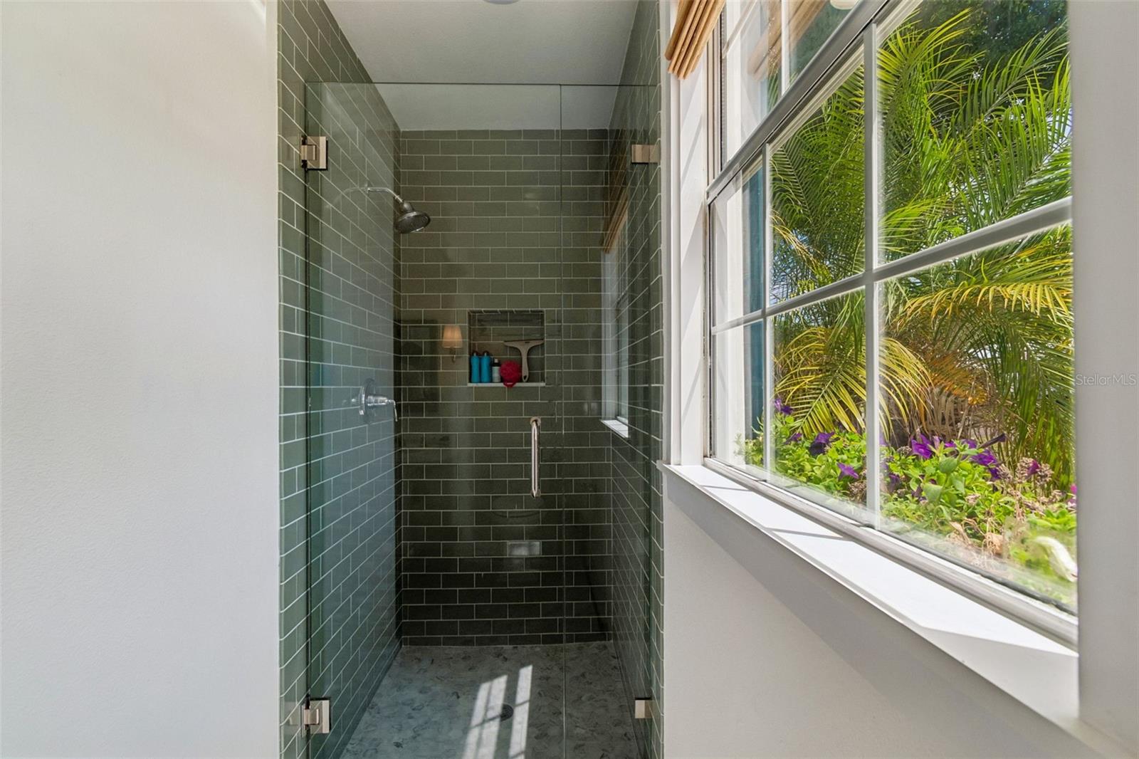 RIVERSIDE NORTH - Residential