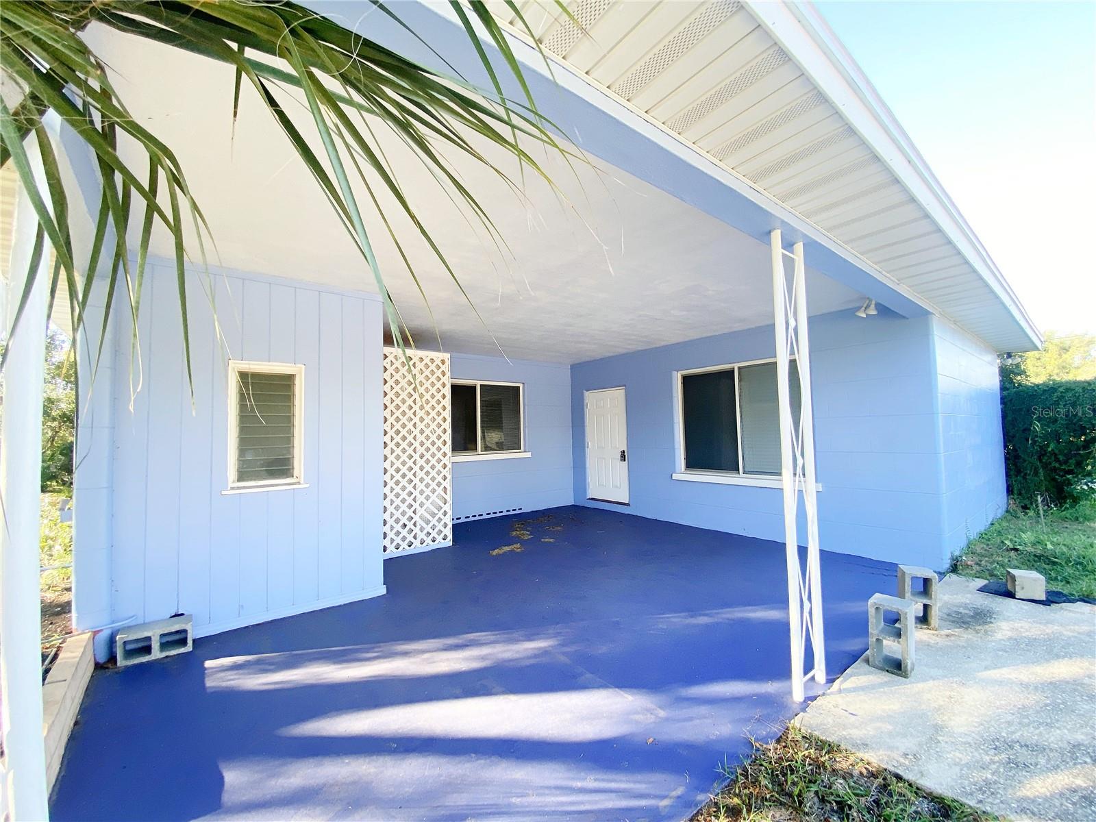 RIDGE MANOR 02 UN - Residential Lease