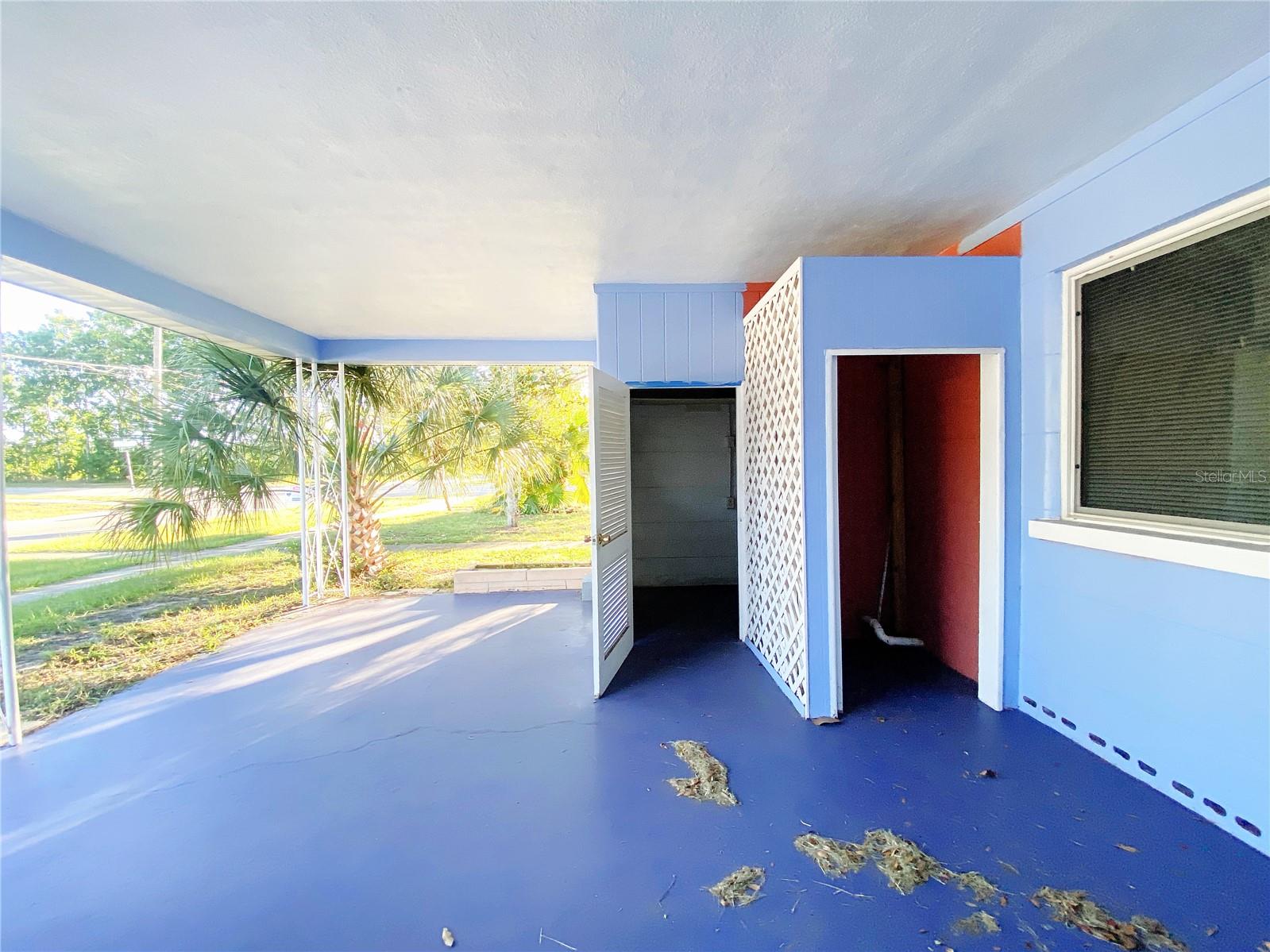 RIDGE MANOR 02 UN - Residential Lease