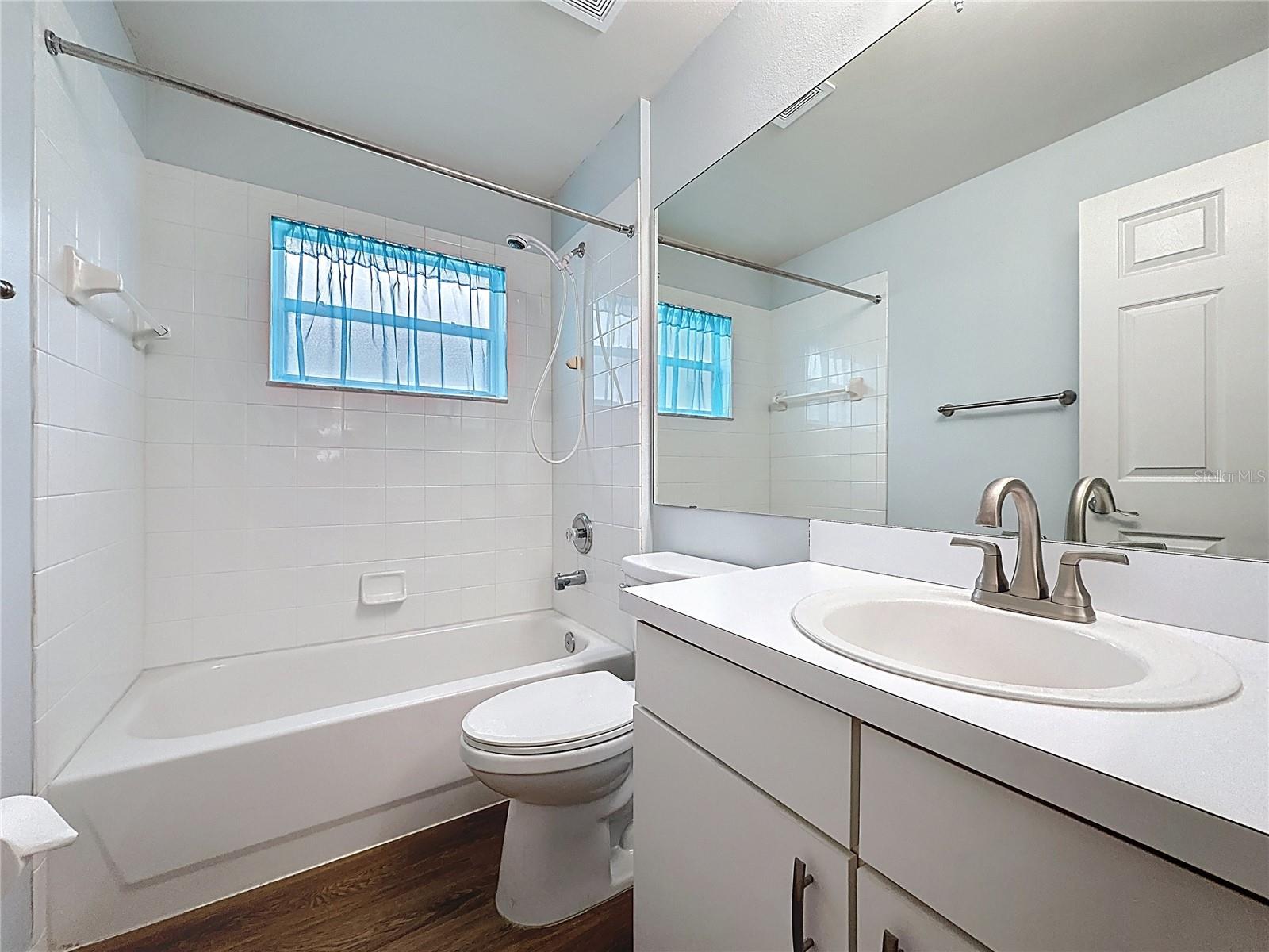 KINGS RIDGE - Residential