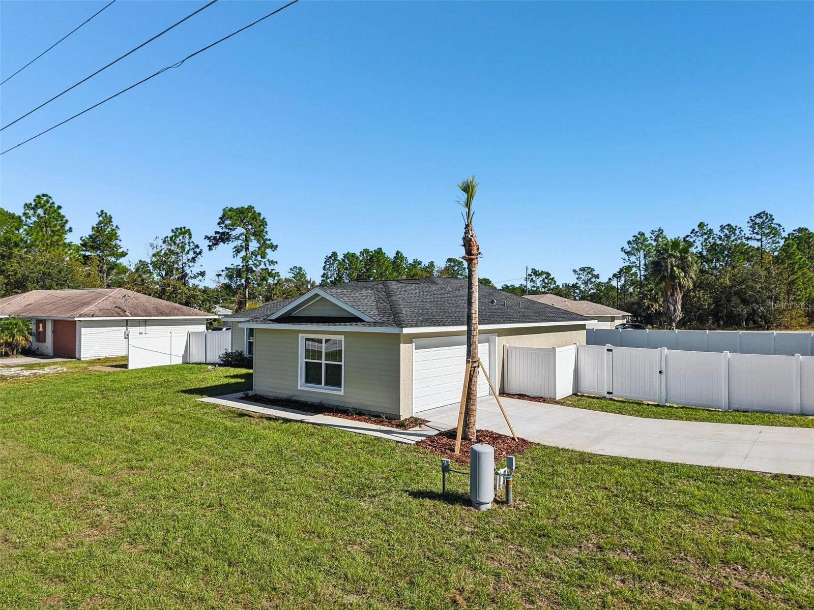SILVER SPGS SHORES UN 07 - Residential